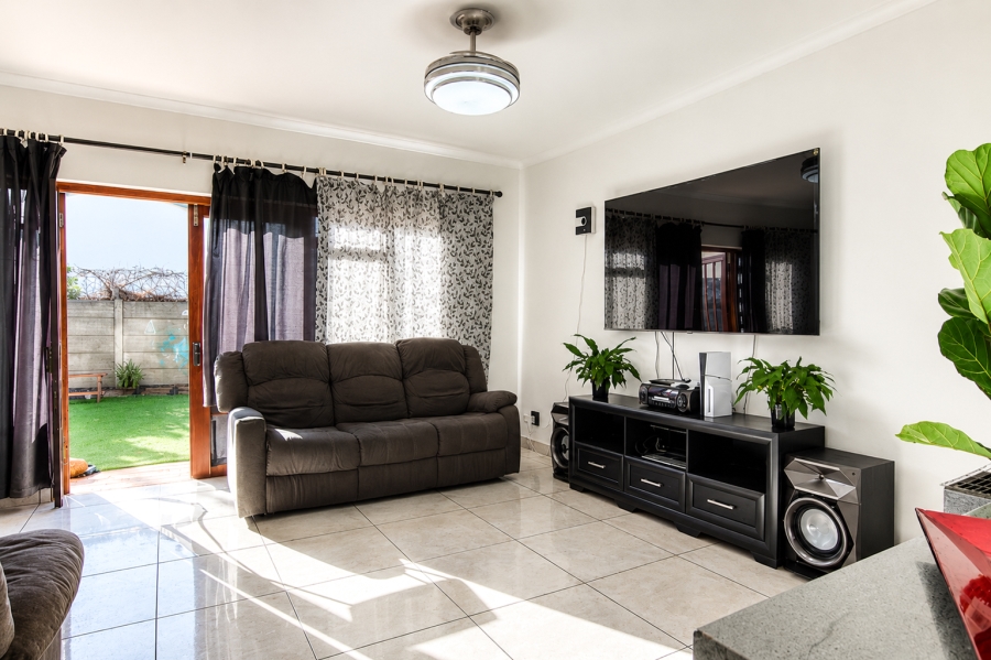 3 Bedroom Property for Sale in Audas Estate Western Cape